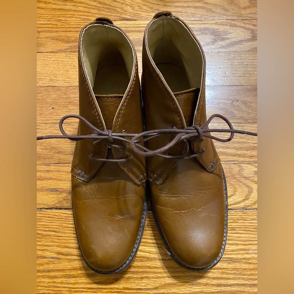 Frye Phillip Chukka Boot, Women’s 7, Cognac